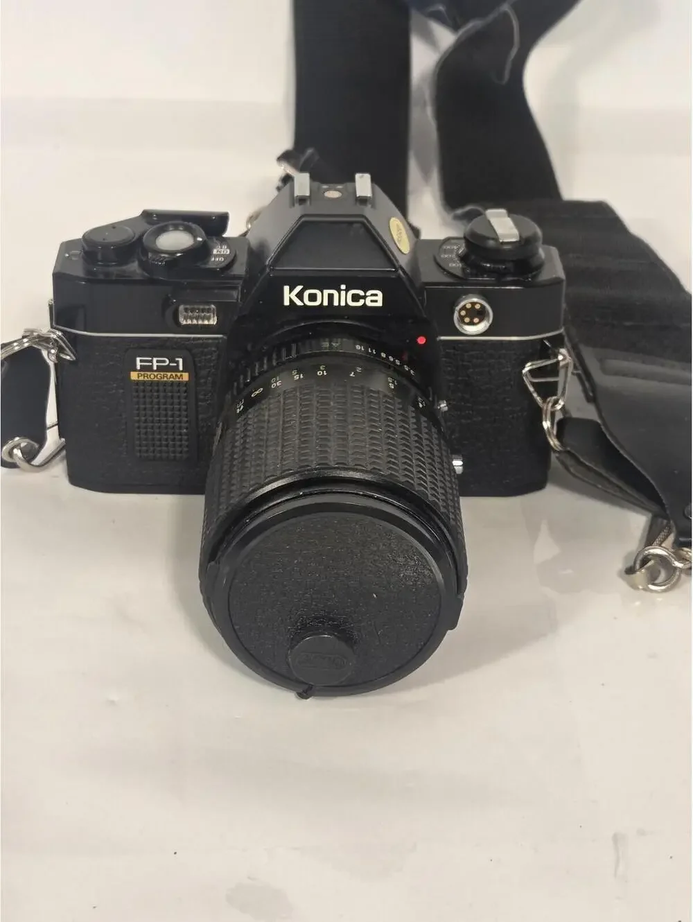 Vintage Konica FP-1 Program 35mm SLR Film Camera Black Tou Five Star Zoom Lens